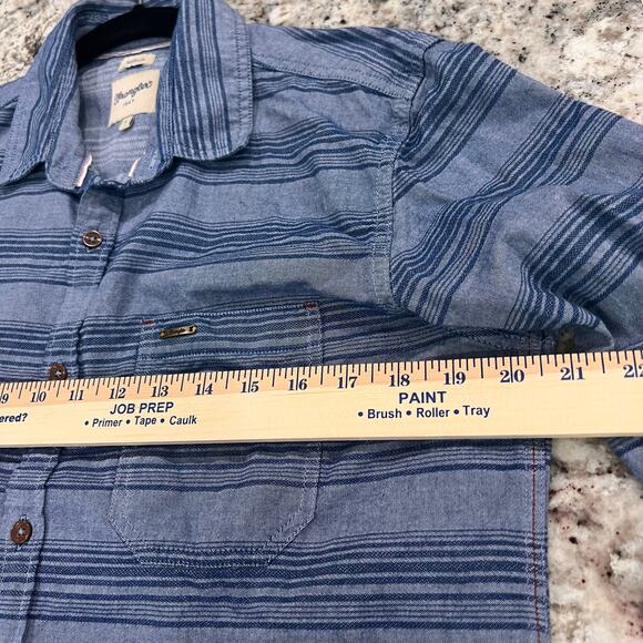 Wrangler Shirt- Men’s Large Slim Fit -Blue Horizontal Stripes -Long Sleeves - Picture 5 of 11